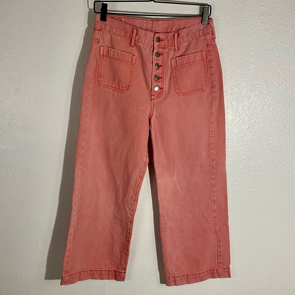 American Eagle Button Fly Wide Leg Crop Jeans Women’s Size 8 Pink Faded Red